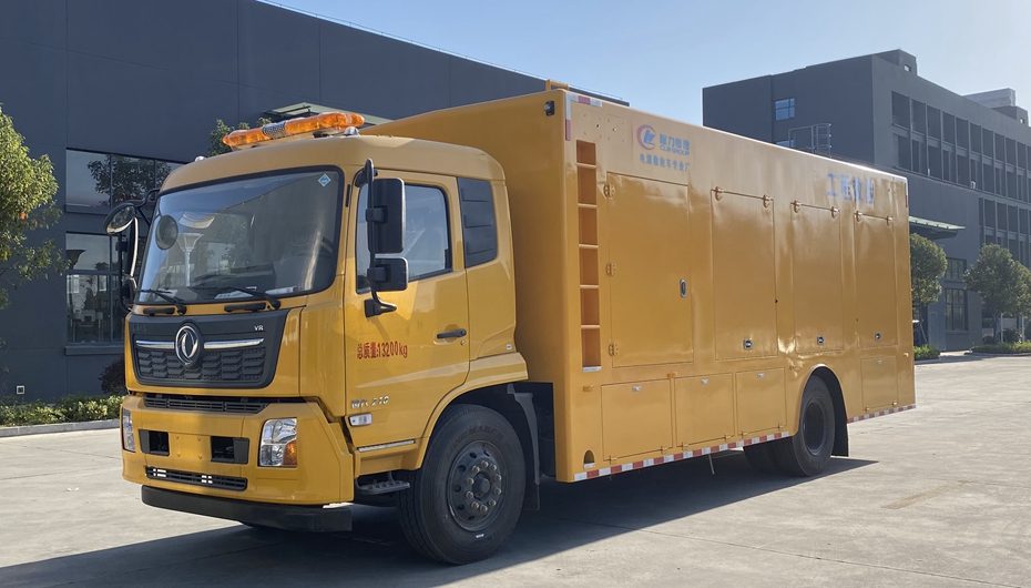 東風(fēng)天錦3000方排水車